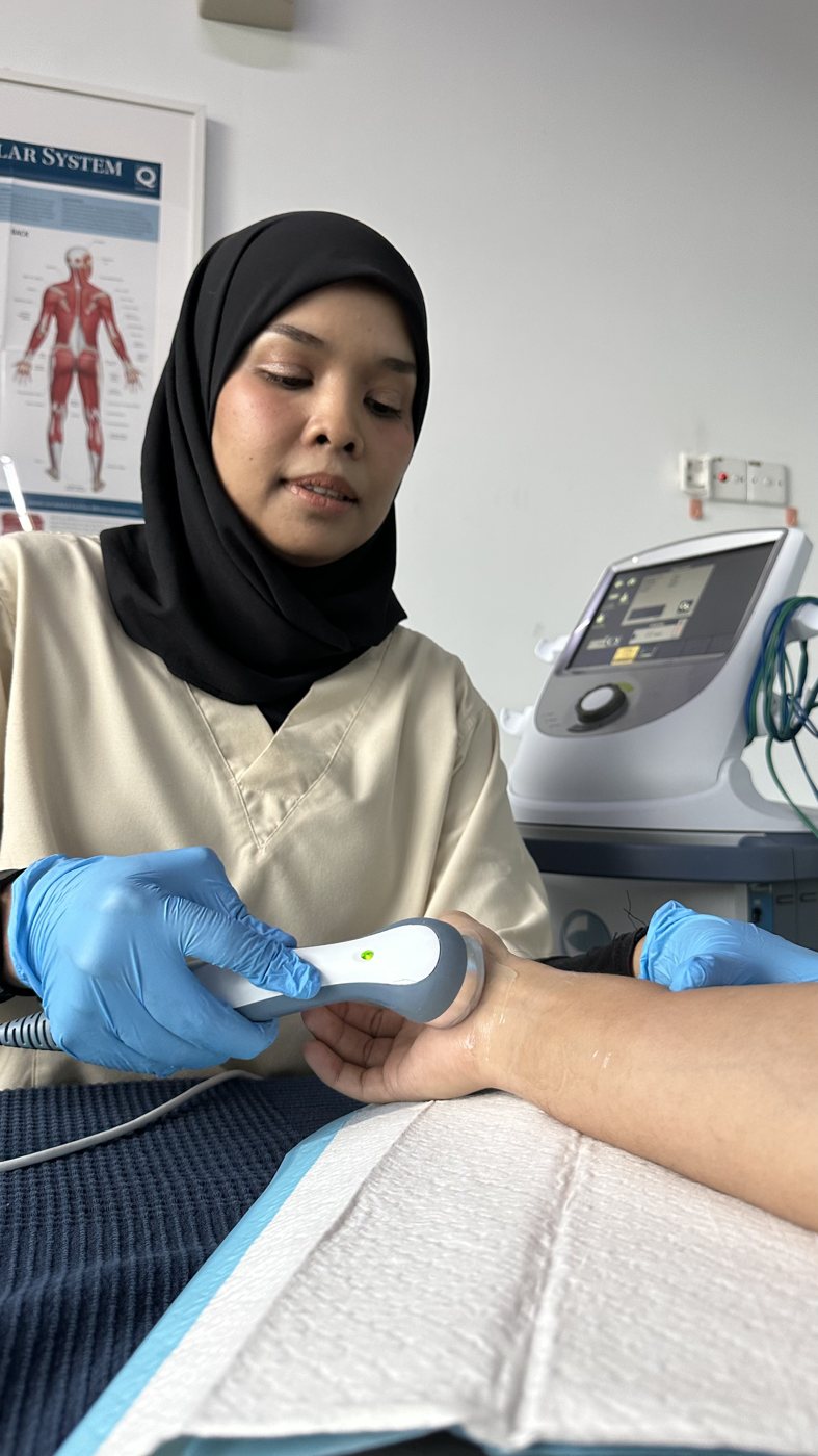 Manual therapy for back and spine pain